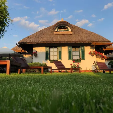 Budafok Panzio B&B *